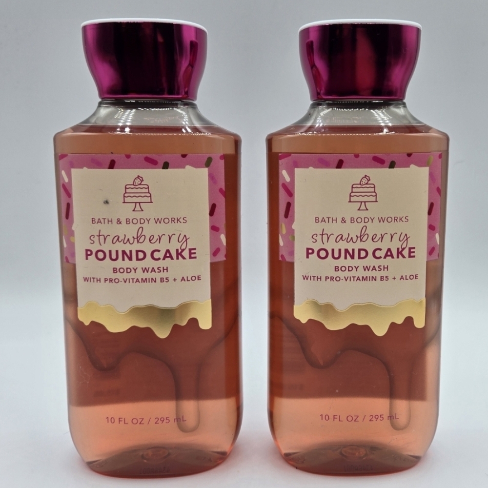 Bath & Body Works Strawberry Pound Cake Body Wash Bundle Set